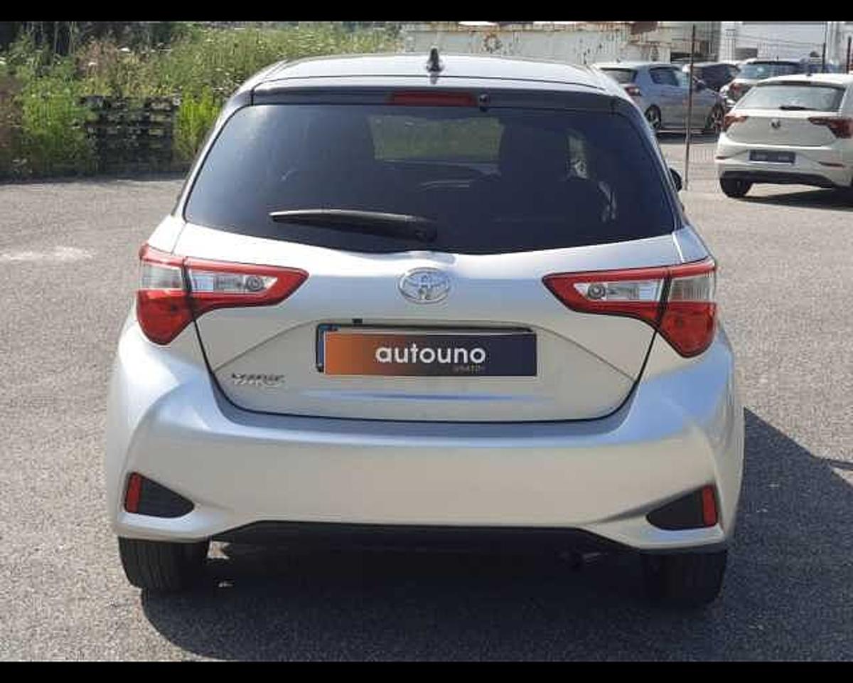 Toyota Toyota Yaris usata, con comandi audio al volante