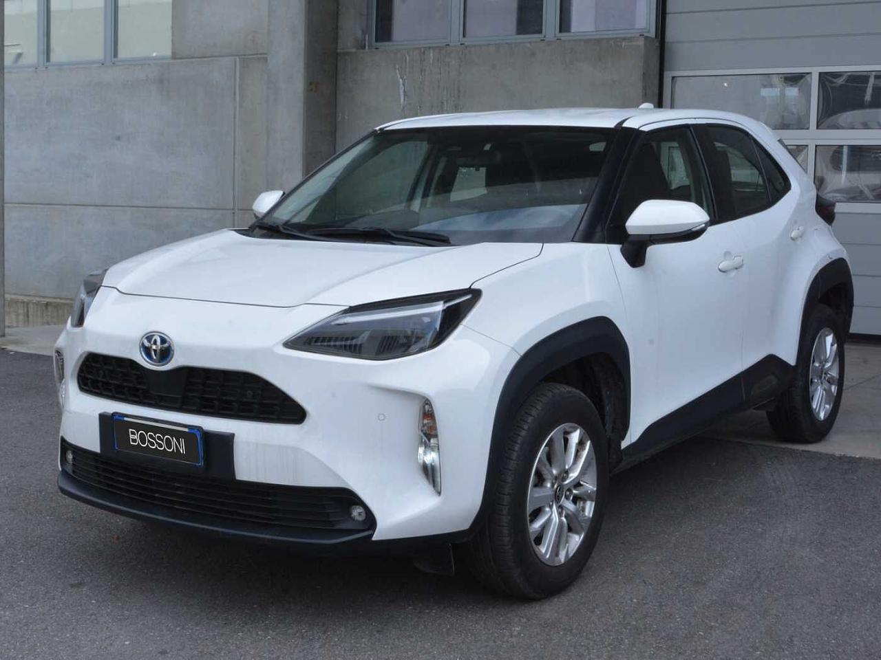 toyota yaris yaris 1.5 h 116cv business fwd e-cvt usata