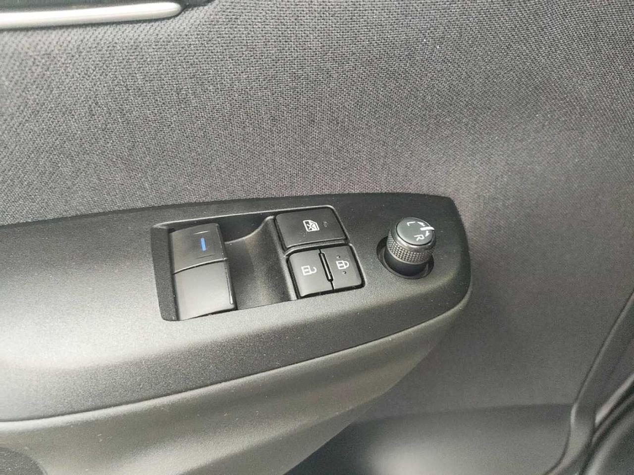 Toyota Toyota Yaris usata 14