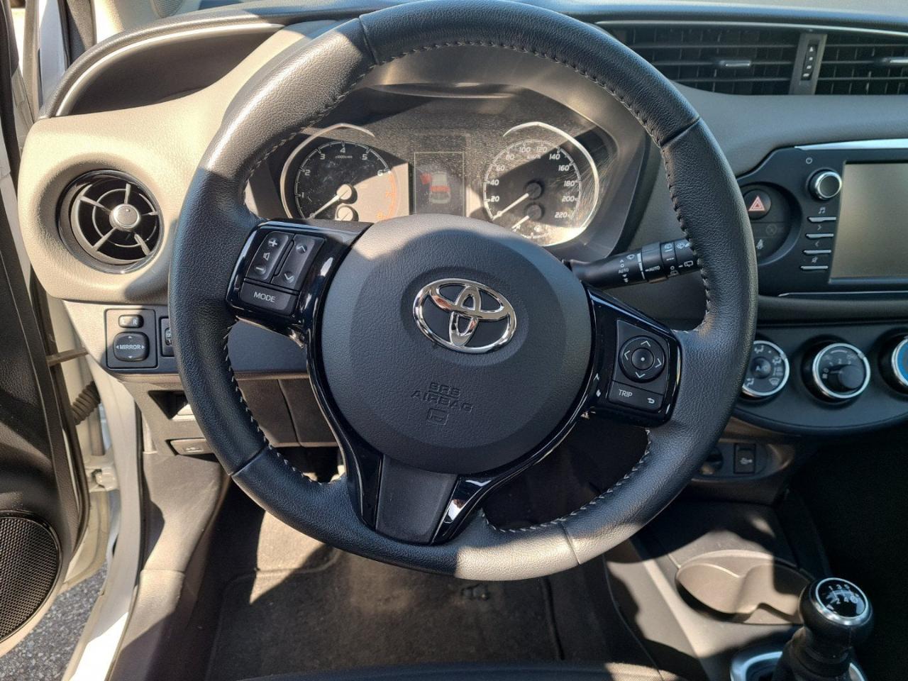 Toyota Yaris - Foto 3