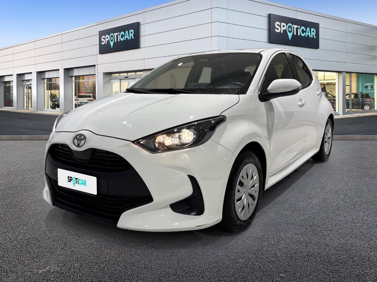 TOYOTA TOYOTA YARIS Usato Bianco elettrico / benzina 2025