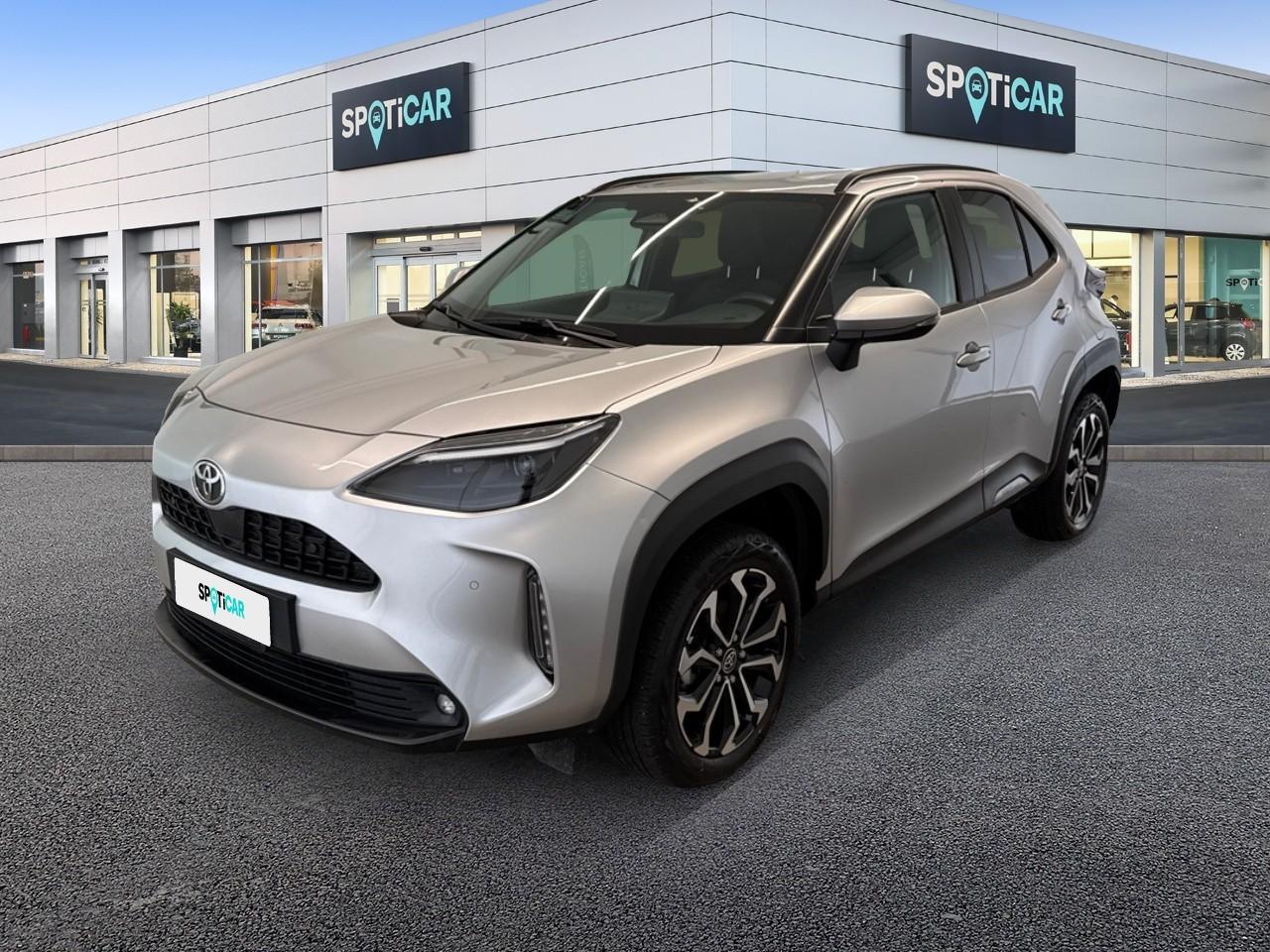 toyota yaris yaris 1.5h trend e-cvt usata