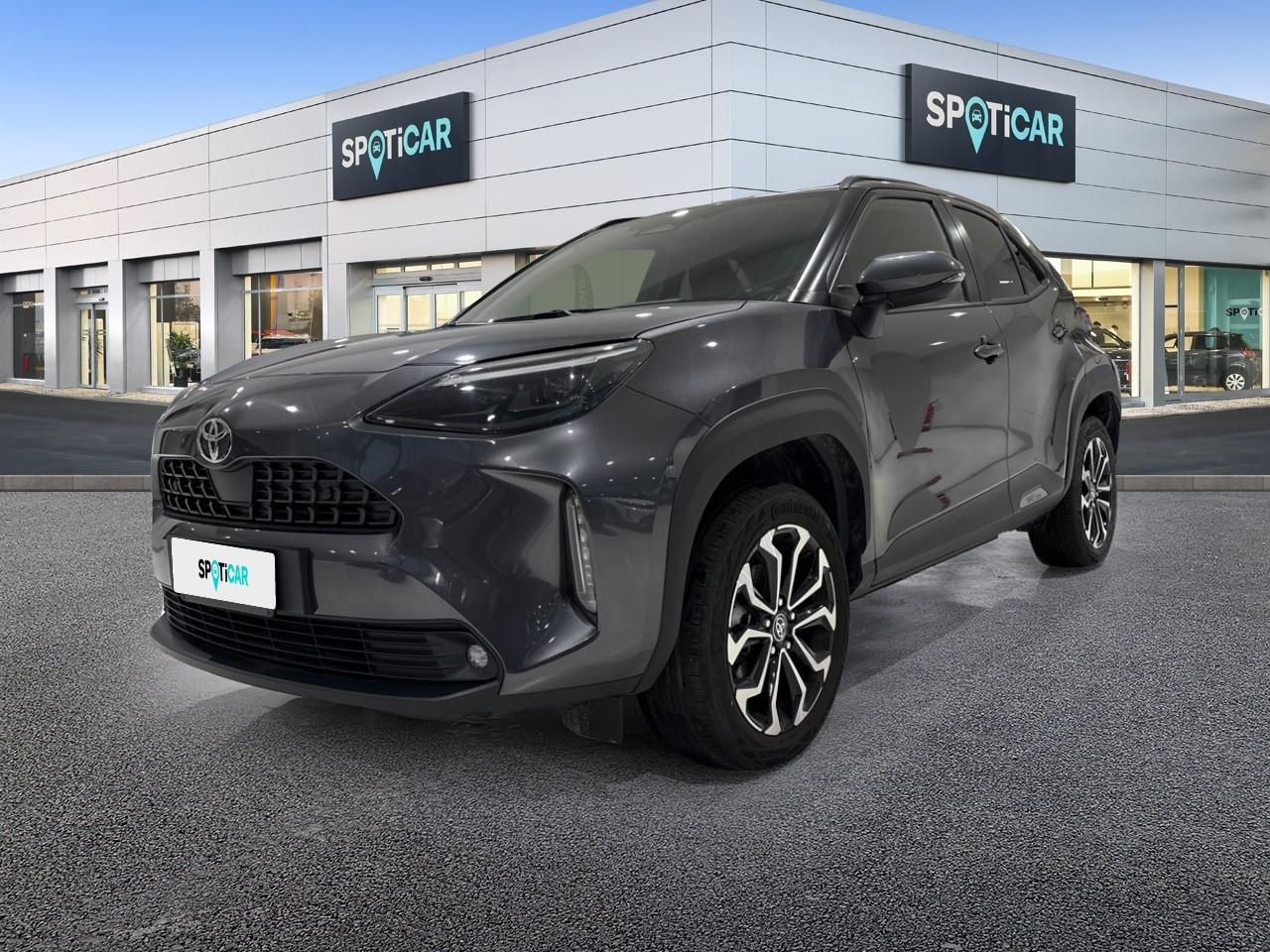 TOYOTA TOYOTA YARIS Usato Grigio elettrico / benzina 2025