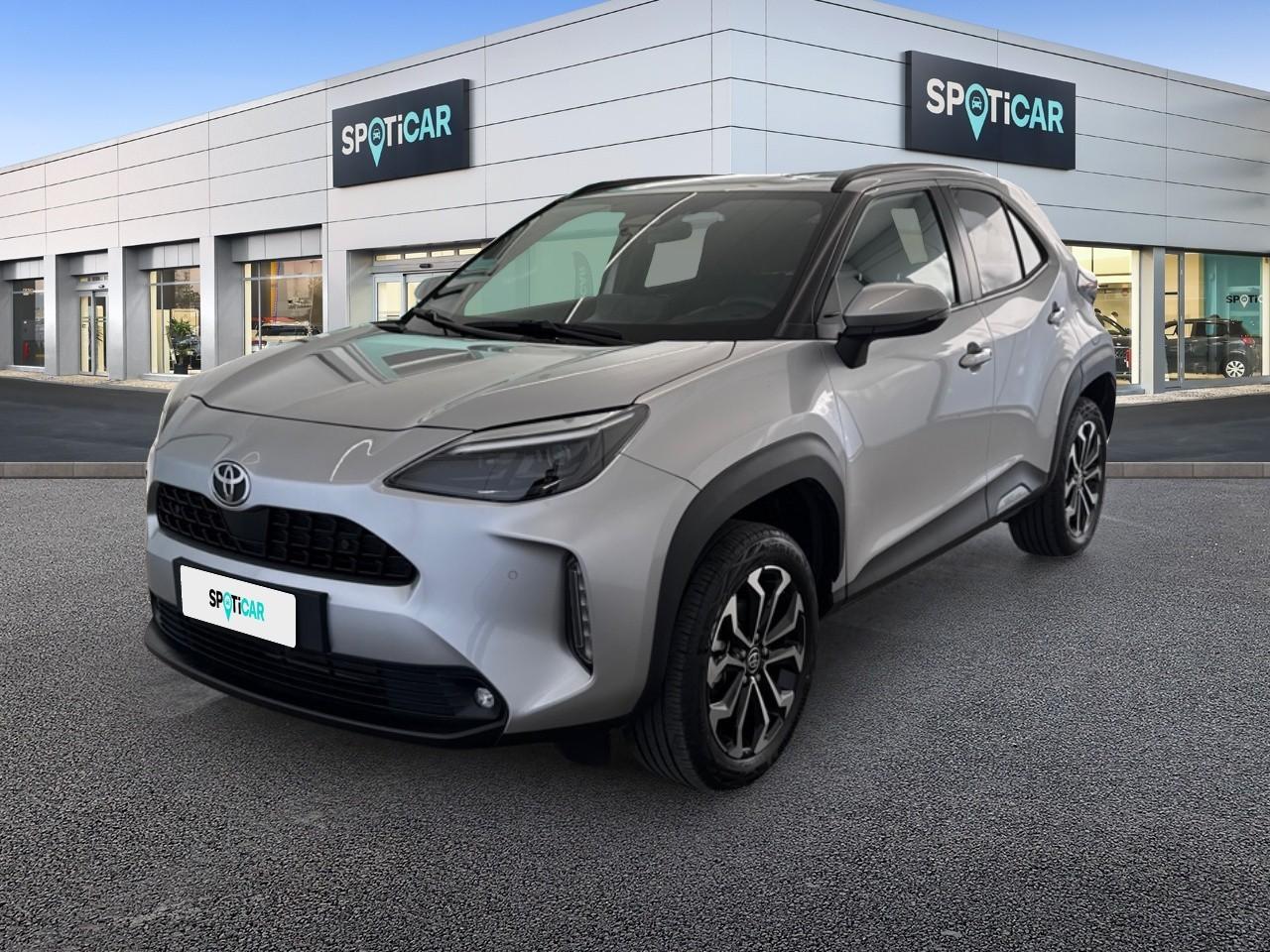TOYOTA TOYOTA YARIS Usato Grigio elettrico / benzina 2025
