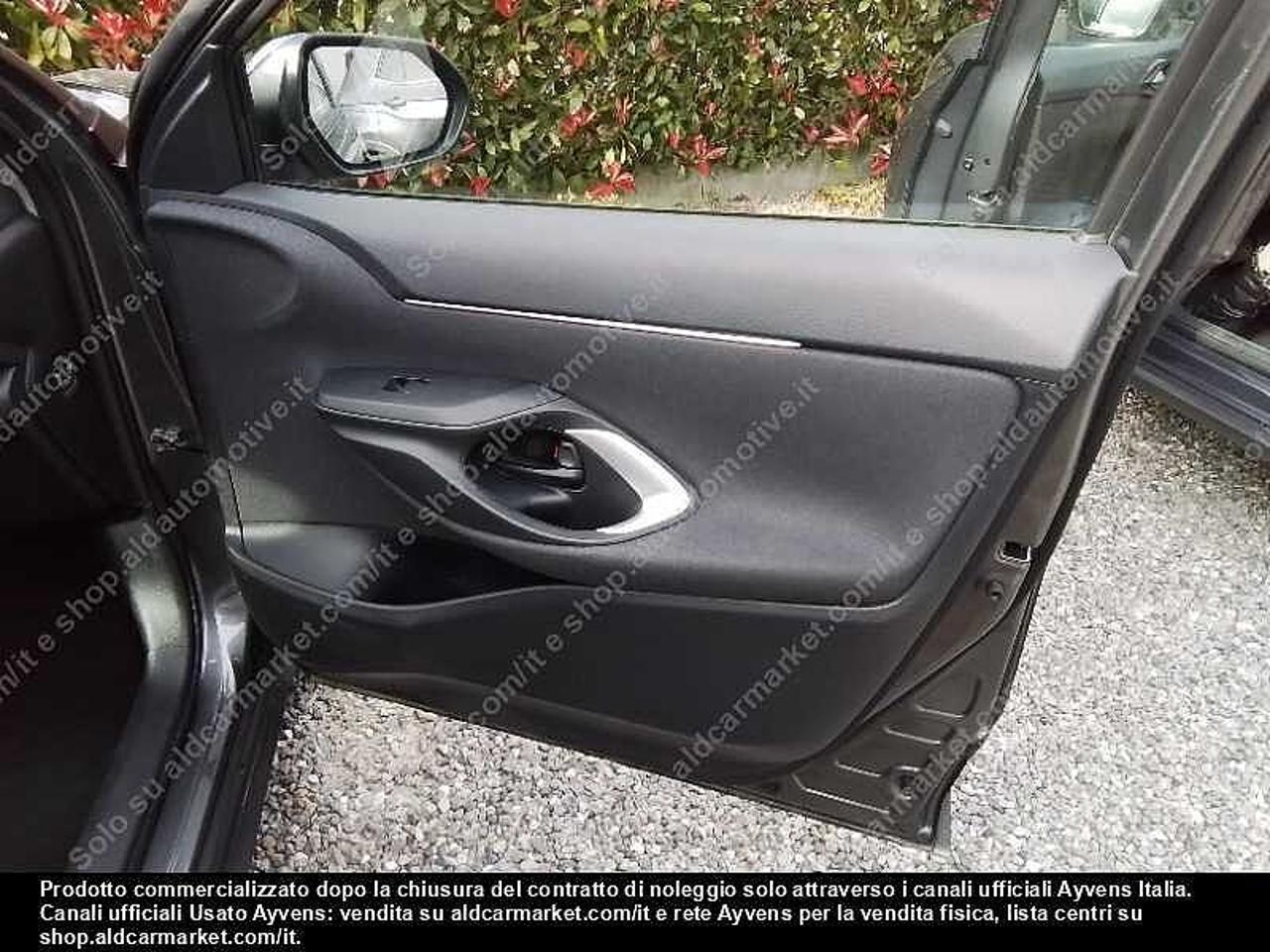 Toyota Toyota Yaris usata 8