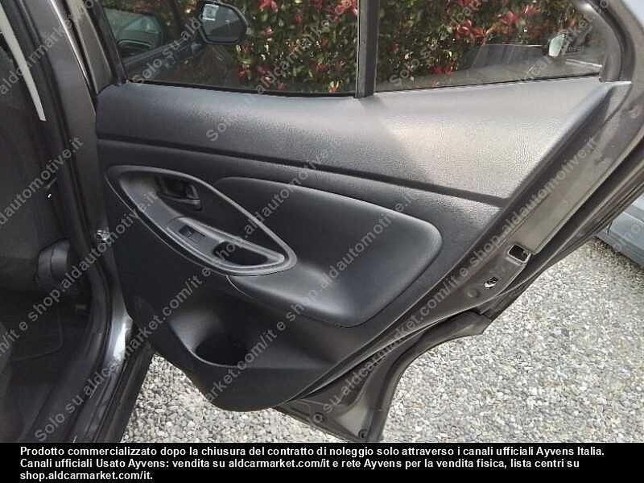 Toyota Toyota Yaris usata 10
