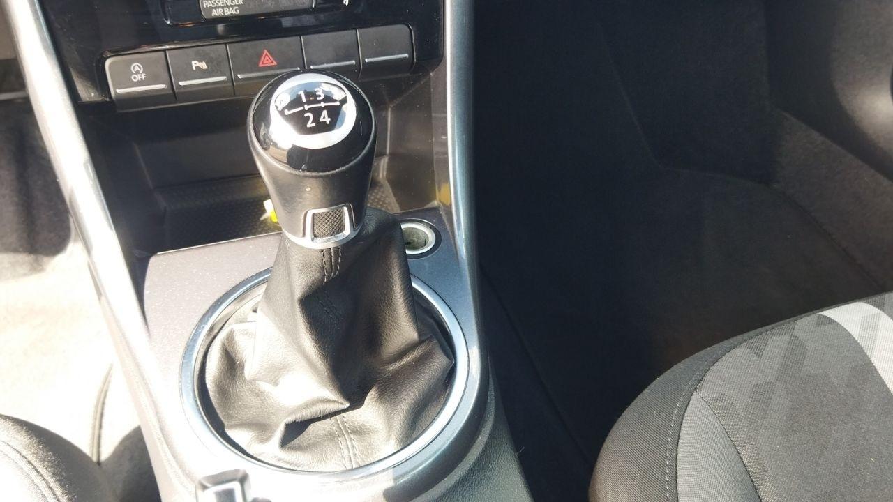 Volkswagen Volkswagen New Beetle usata 12