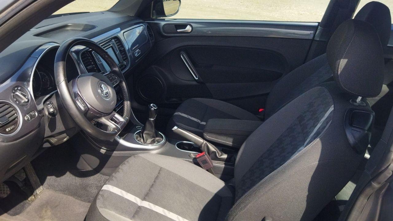 Volkswagen Volkswagen New Beetle usata 13