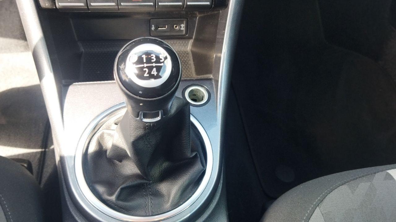 Volkswagen Volkswagen New Beetle usata 14