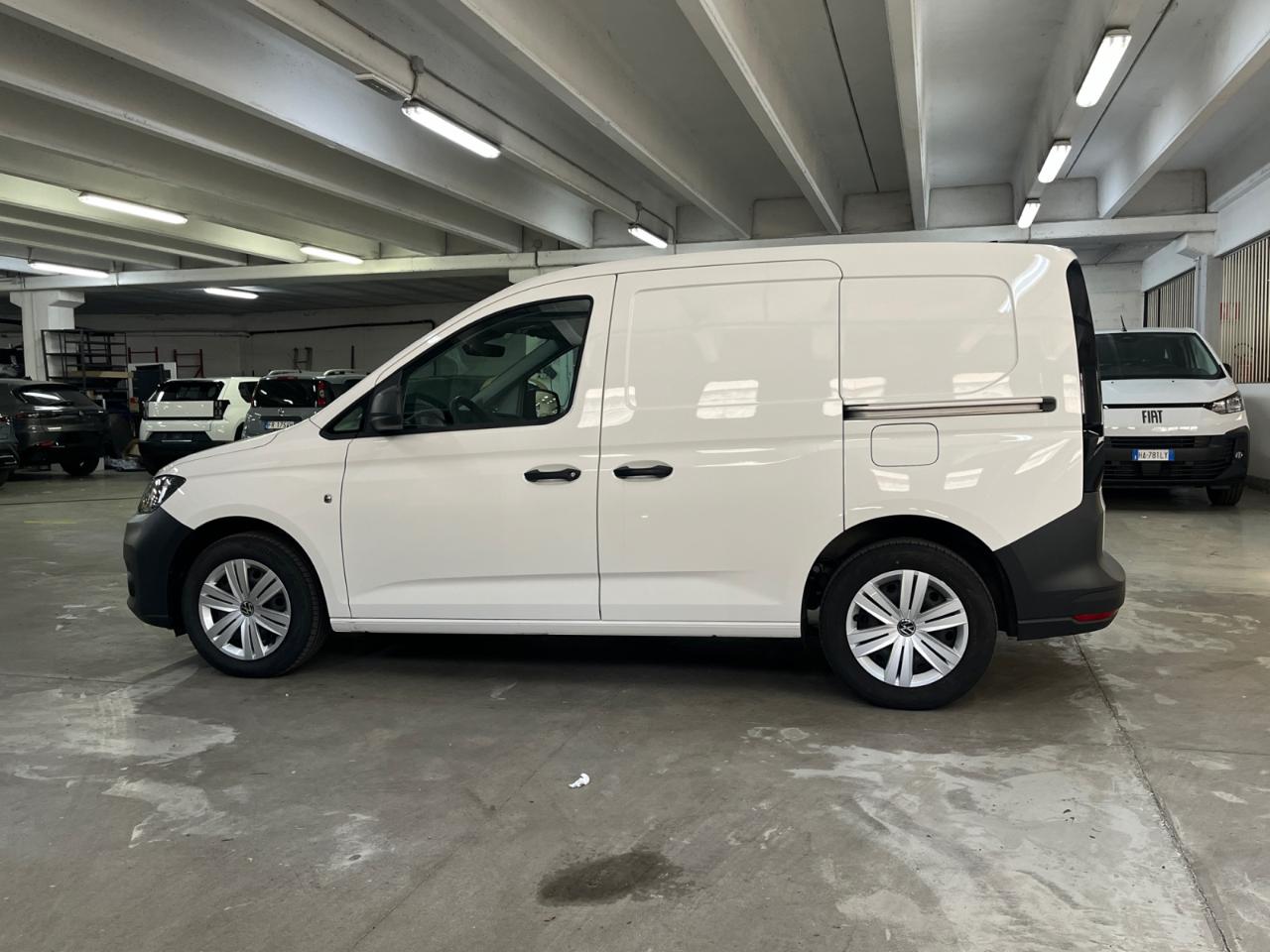 Volkswagen Volkswagen Caddy usata 16