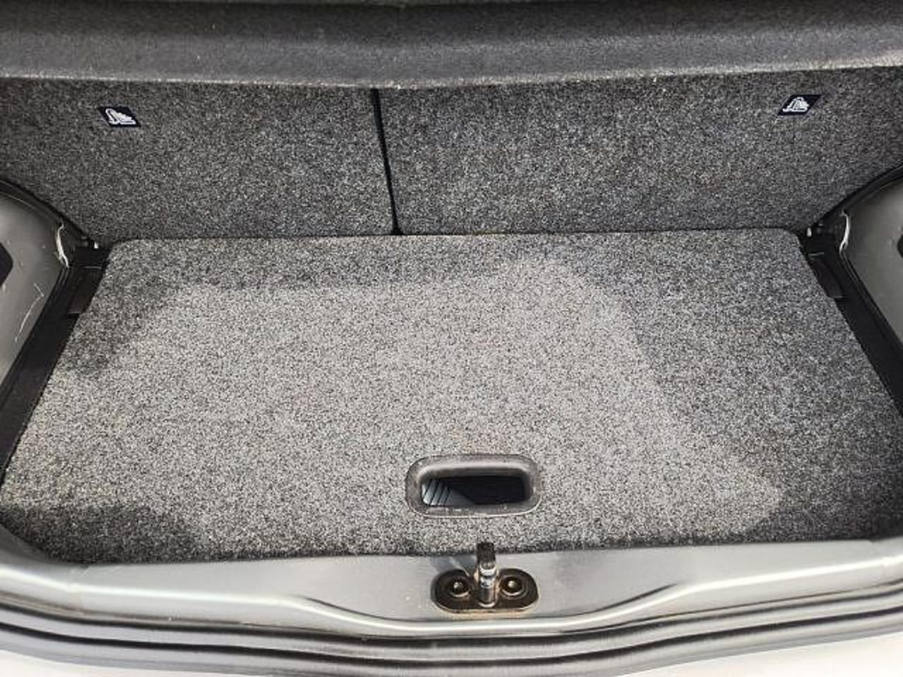 Volkswagen Volkswagen Up usata 9