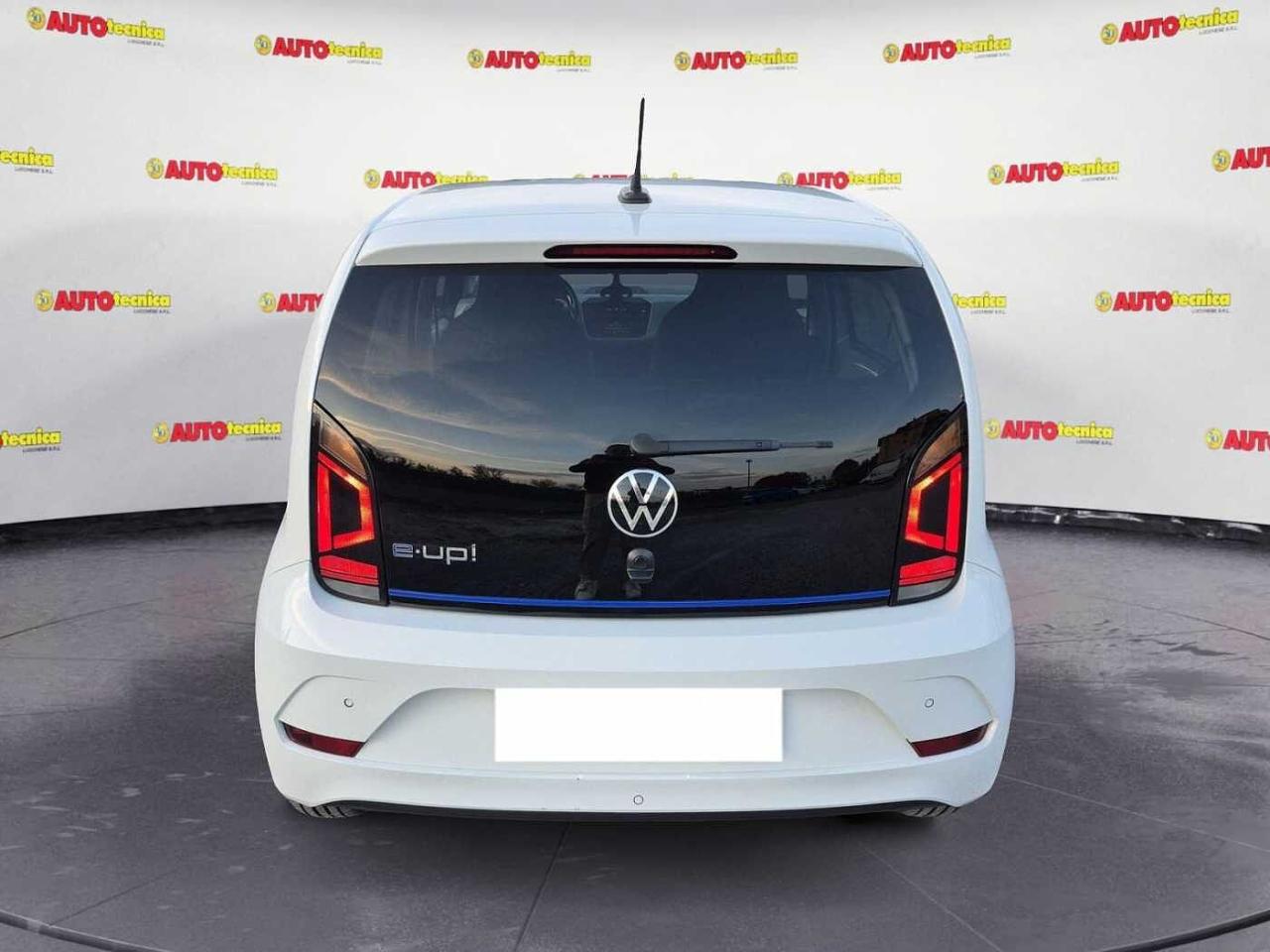 Volkswagen Volkswagen Up usata 16