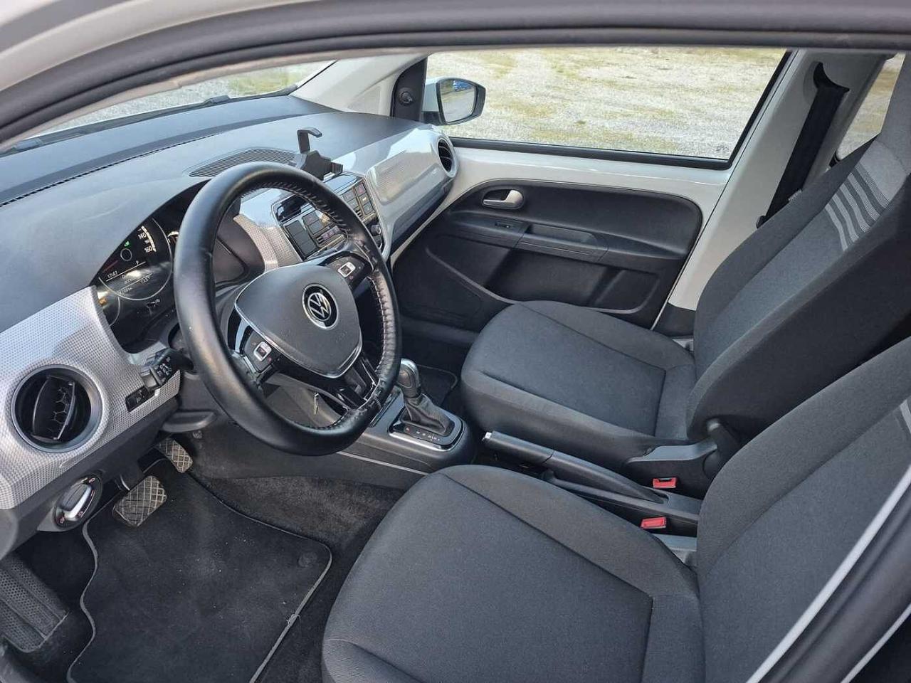 Volkswagen Volkswagen Up usata 20