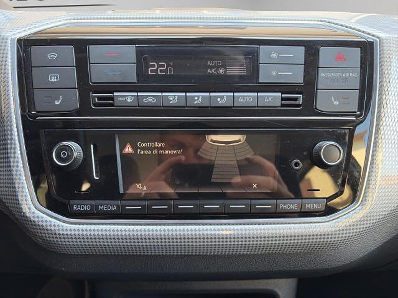 Volkswagen Volkswagen Up usata 6