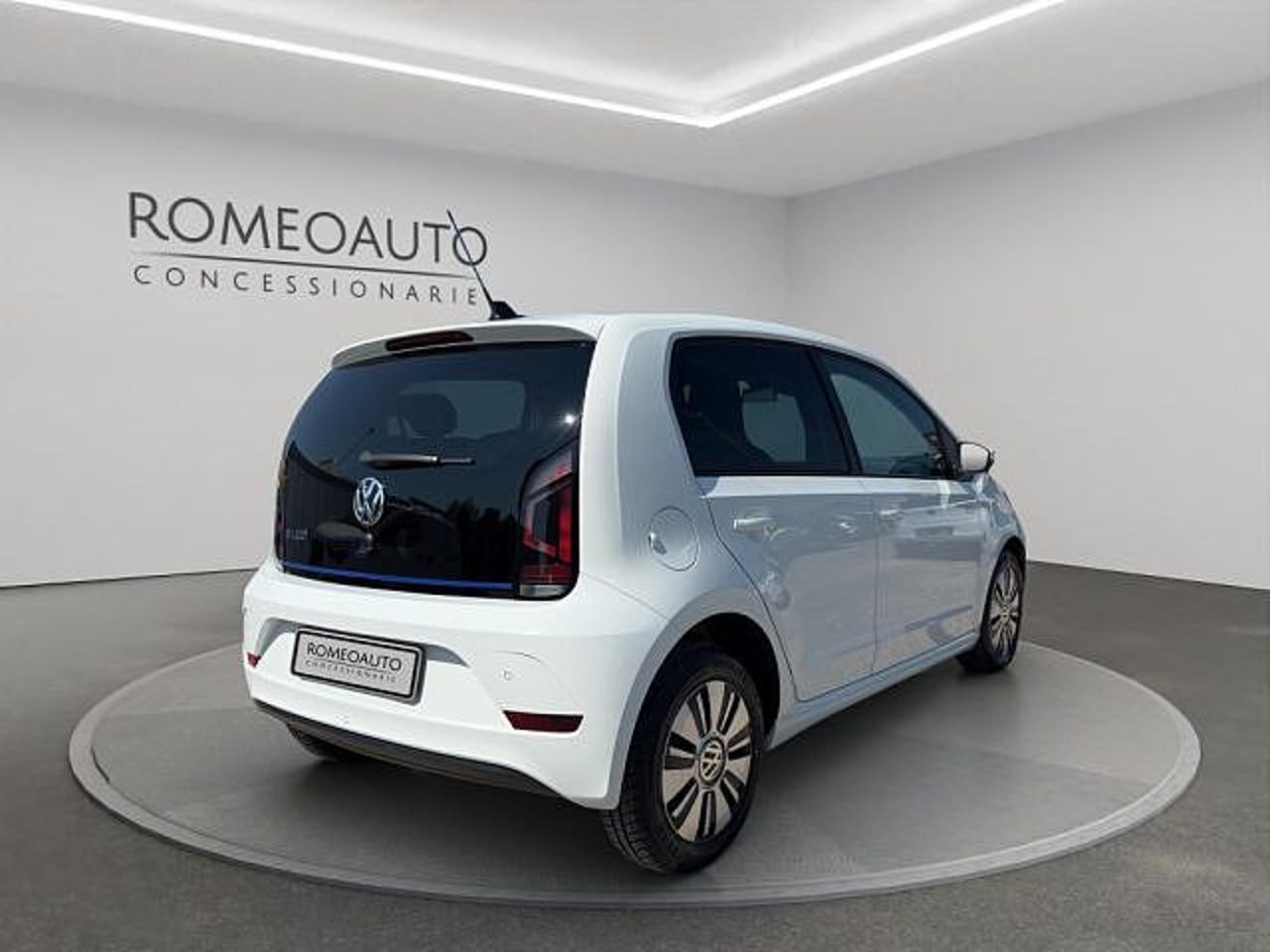 Volkswagen Volkswagen Up usata 21