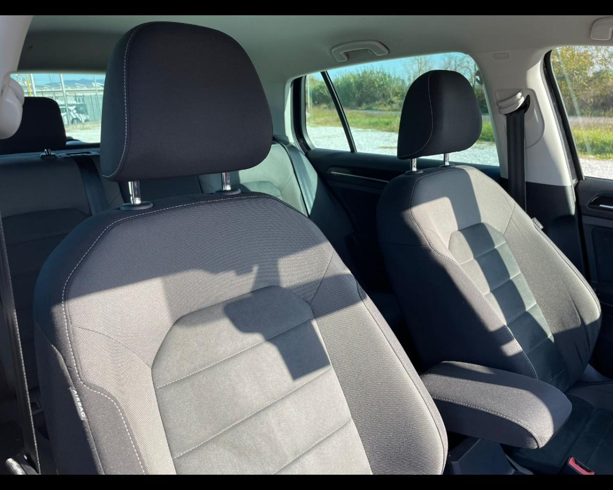 Volkswagen Volkswagen Golf usata, con Caricabatterie di bordo da 11 kW