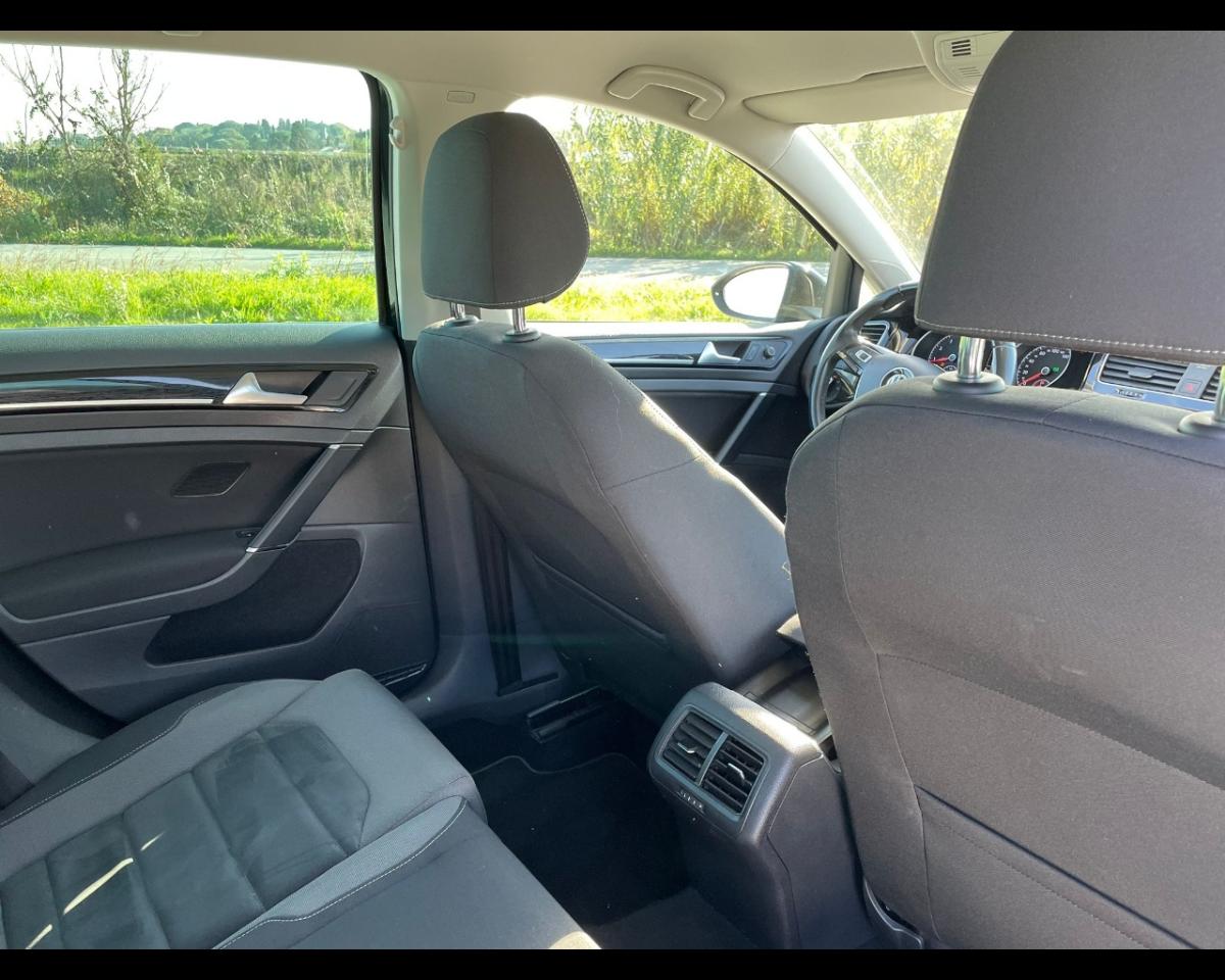 Volkswagen Volkswagen Golf usata, con Caricabatterie di bordo da 7,4 kW