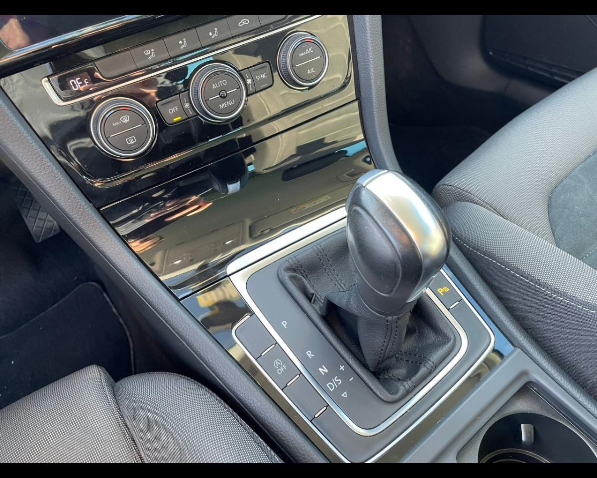 Volkswagen Volkswagen Golf usata, con GPS