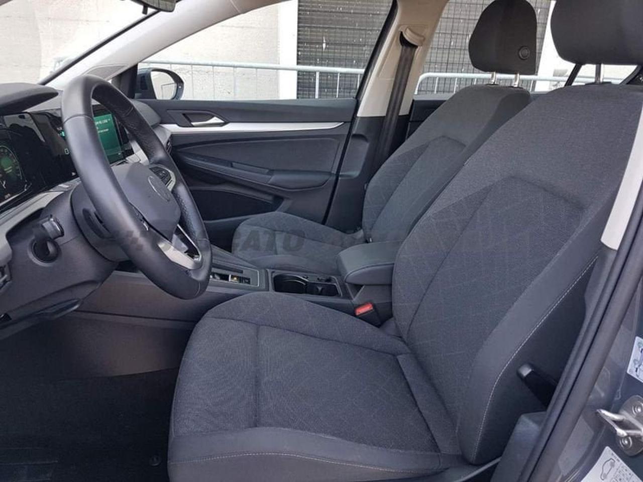 Volkswagen Volkswagen Golf usata, con alzacristalli elettrici
