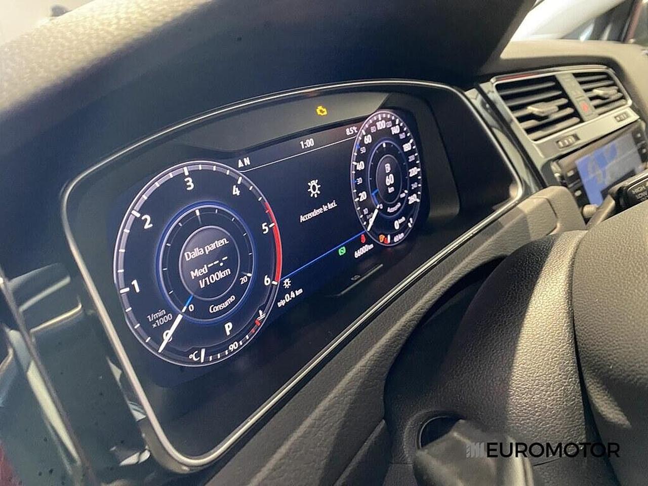 Volkswagen Volkswagen Golf usata, con 6x Airbag (fontali + laterali + testa)
