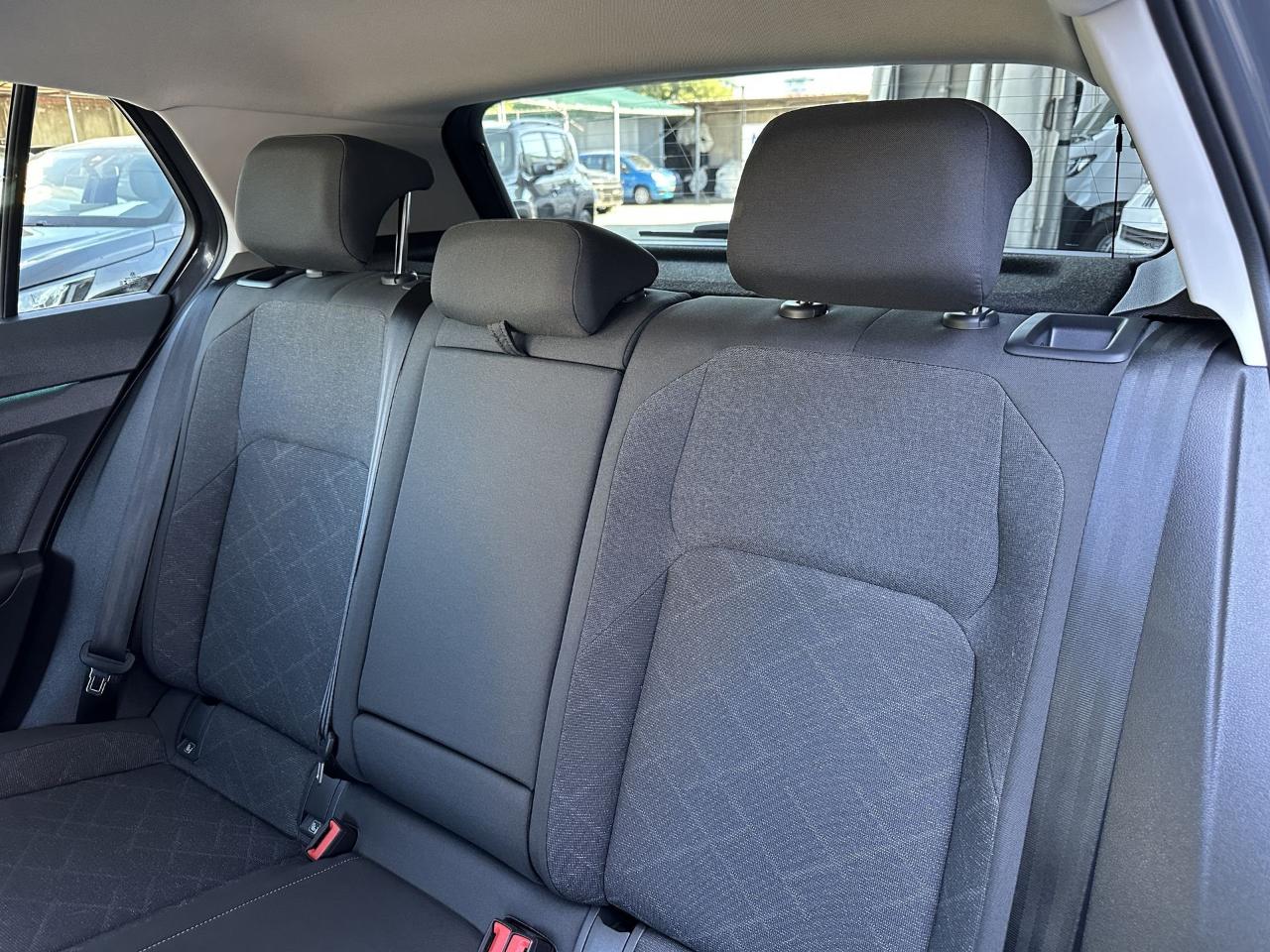 Volkswagen Volkswagen Golf usata, con autoradio