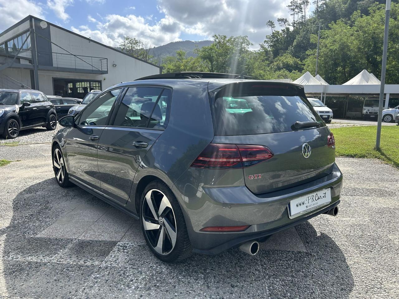 Volkswagen Volkswagen Golf usata, con sedili sportivi