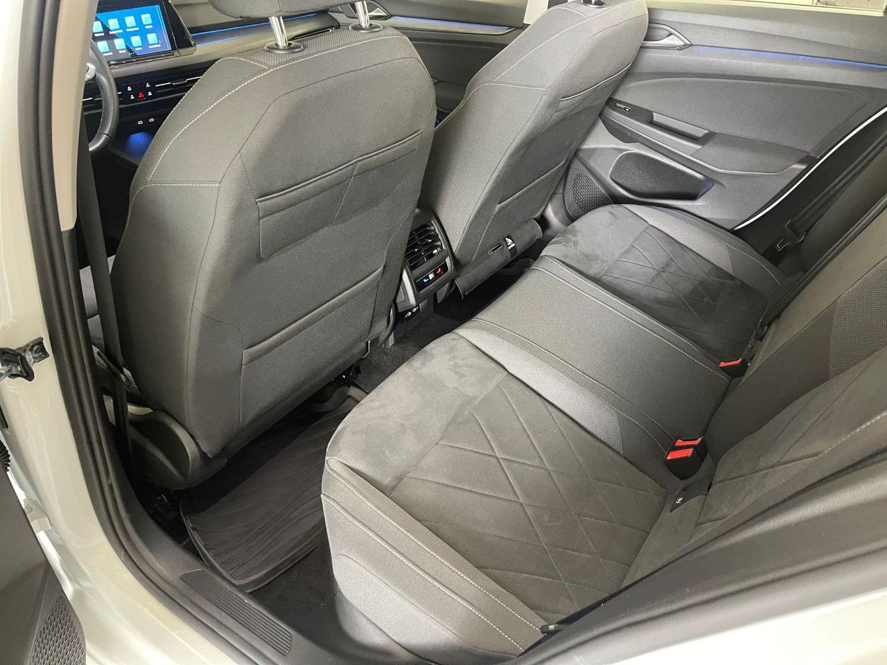 Volkswagen Volkswagen Golf usata, con autoradio