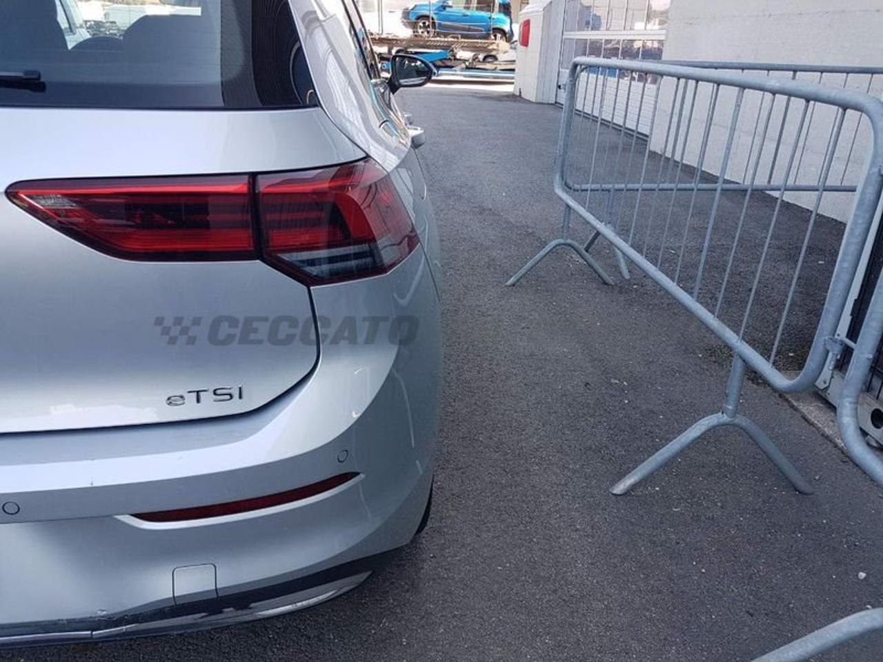 Volkswagen Volkswagen Golf usata, con sedili sportivi