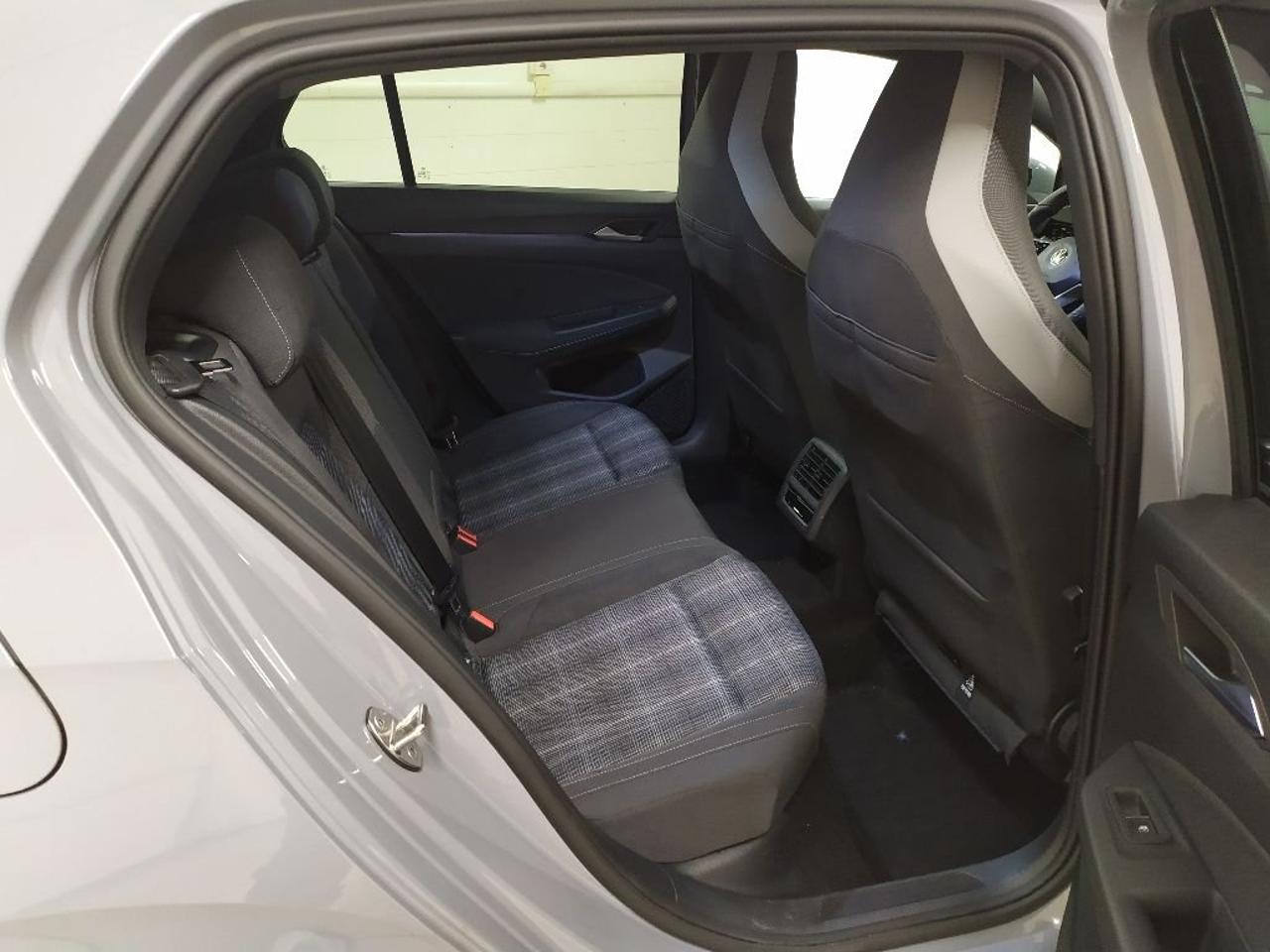 Volkswagen Volkswagen Golf usata 6