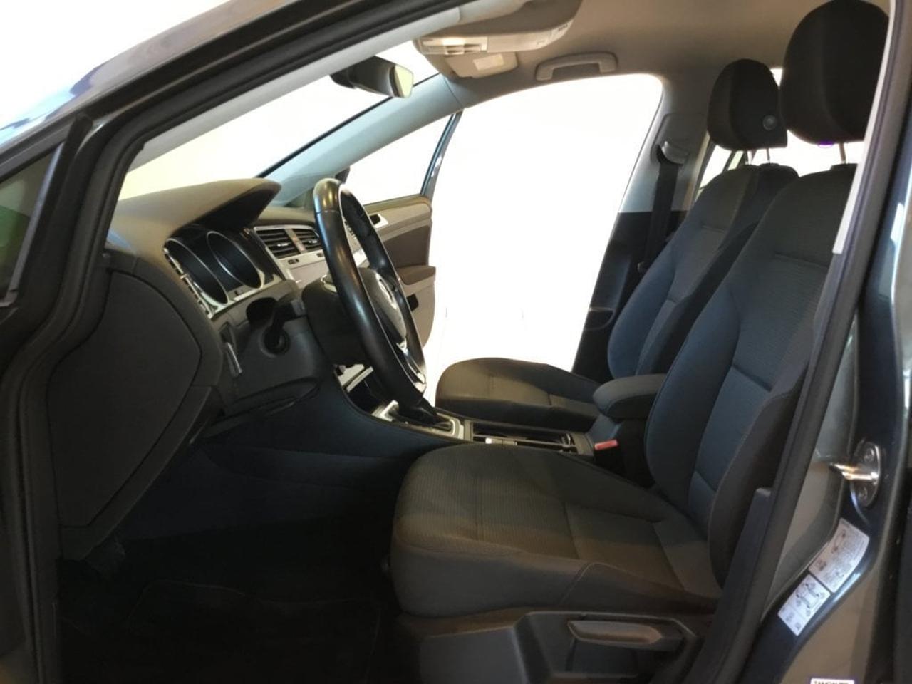 Volkswagen Volkswagen Golf usata, con Caricabatterie di bordo da 22 kW