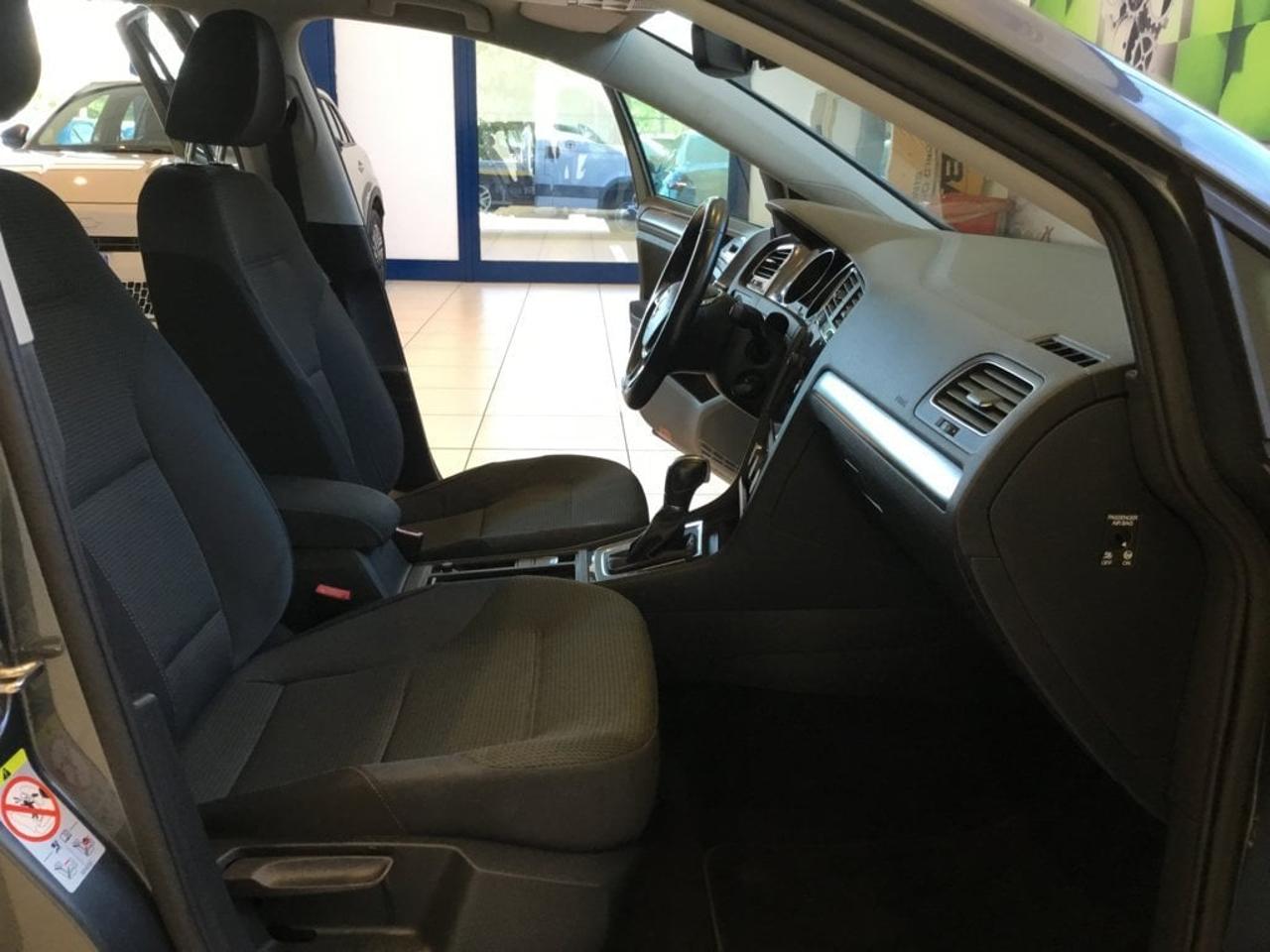 Volkswagen Volkswagen Golf usata, con GPS