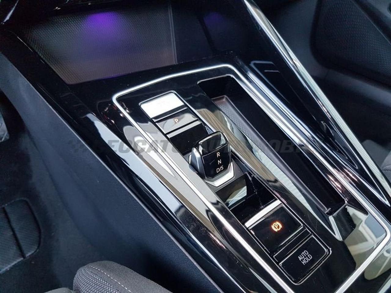 Volkswagen Volkswagen Golf usata, con Caricabatterie di bordo da 11 kW