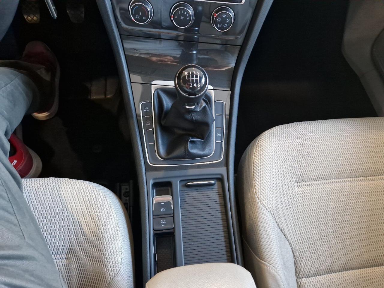 Volkswagen Volkswagen Golf usata, con Isofix