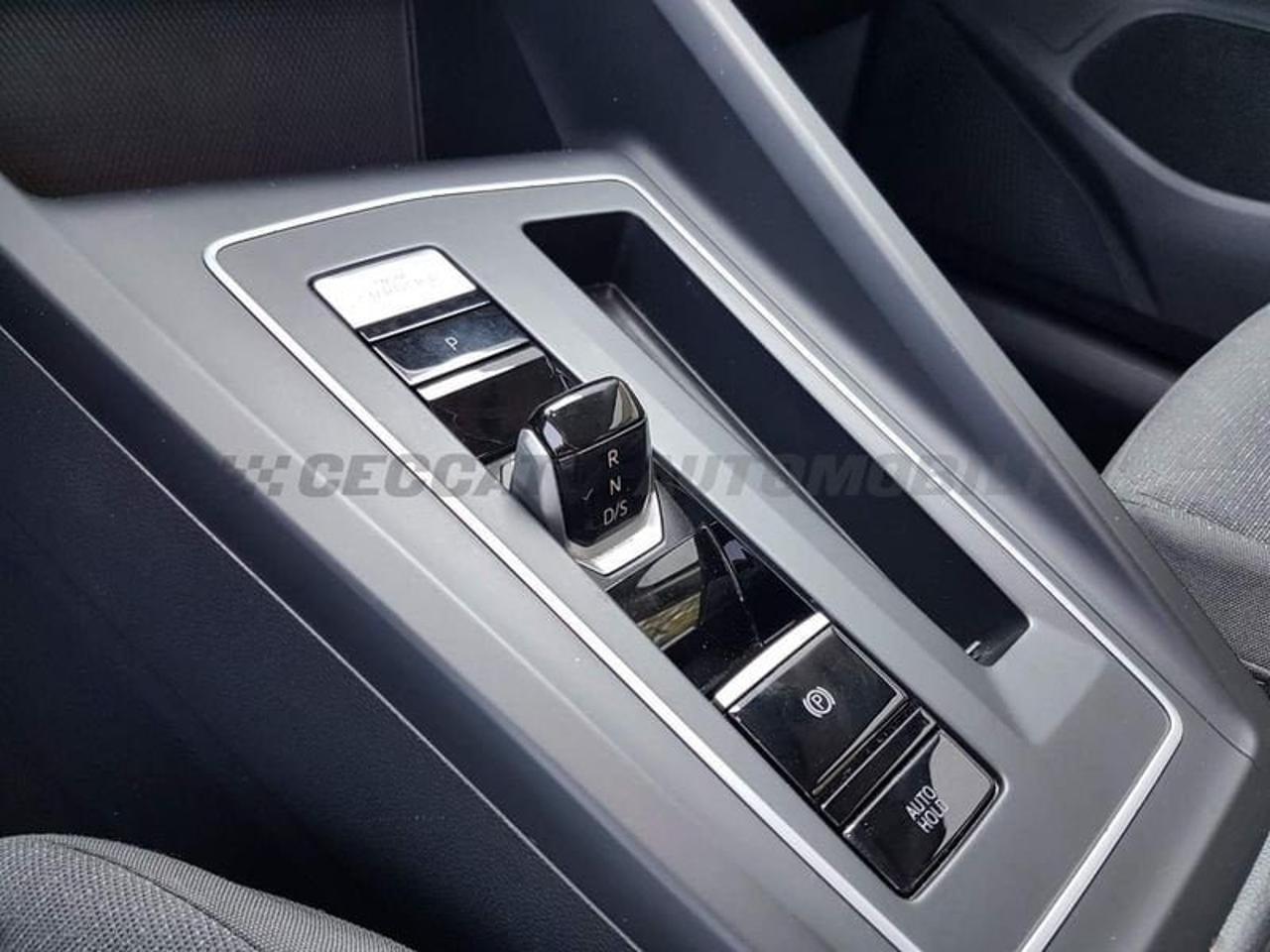 Volkswagen Volkswagen Golf usata, con Caricabatterie di bordo da 22 kW