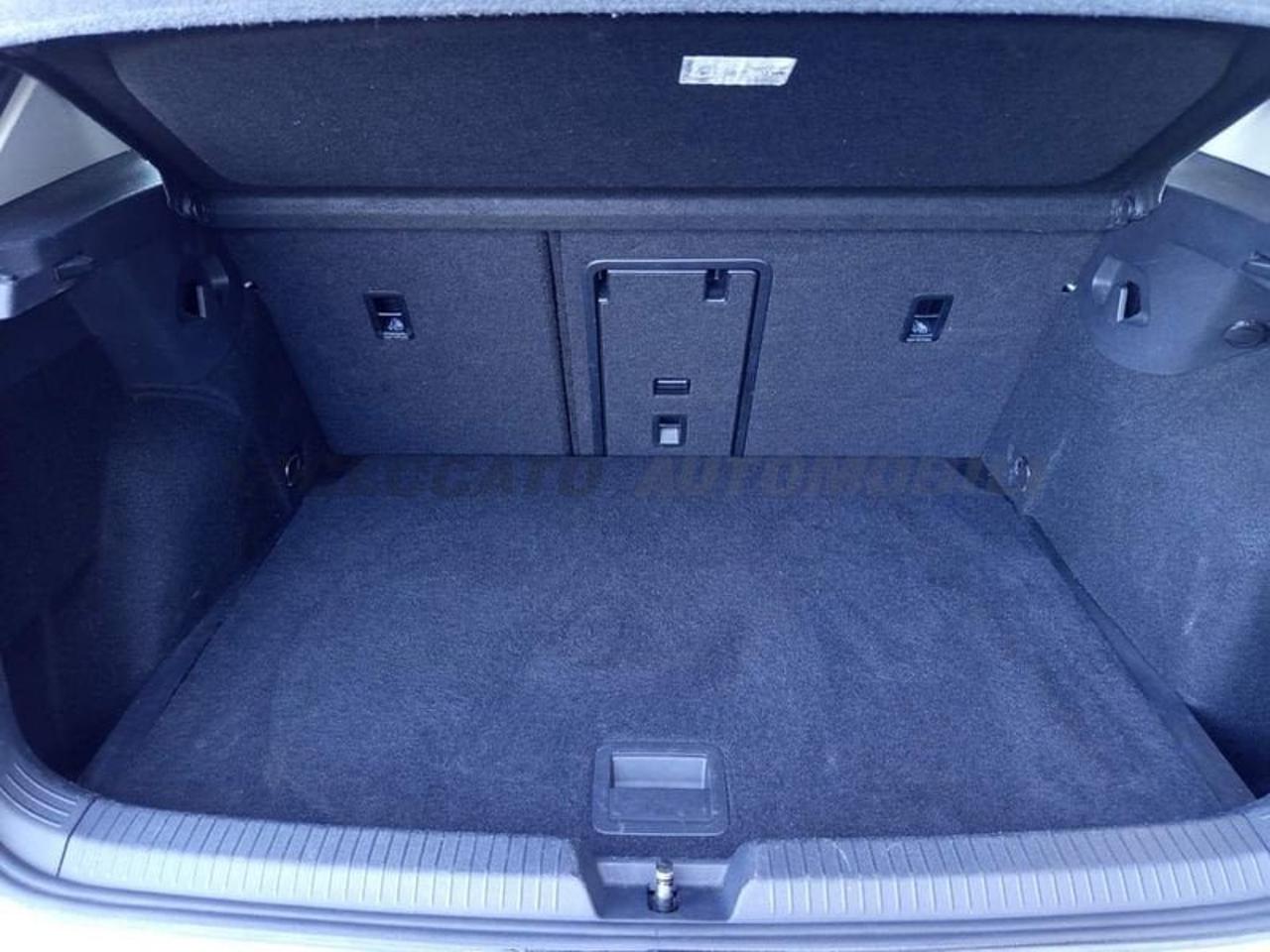 Volkswagen Volkswagen Golf usata, con Isofix
