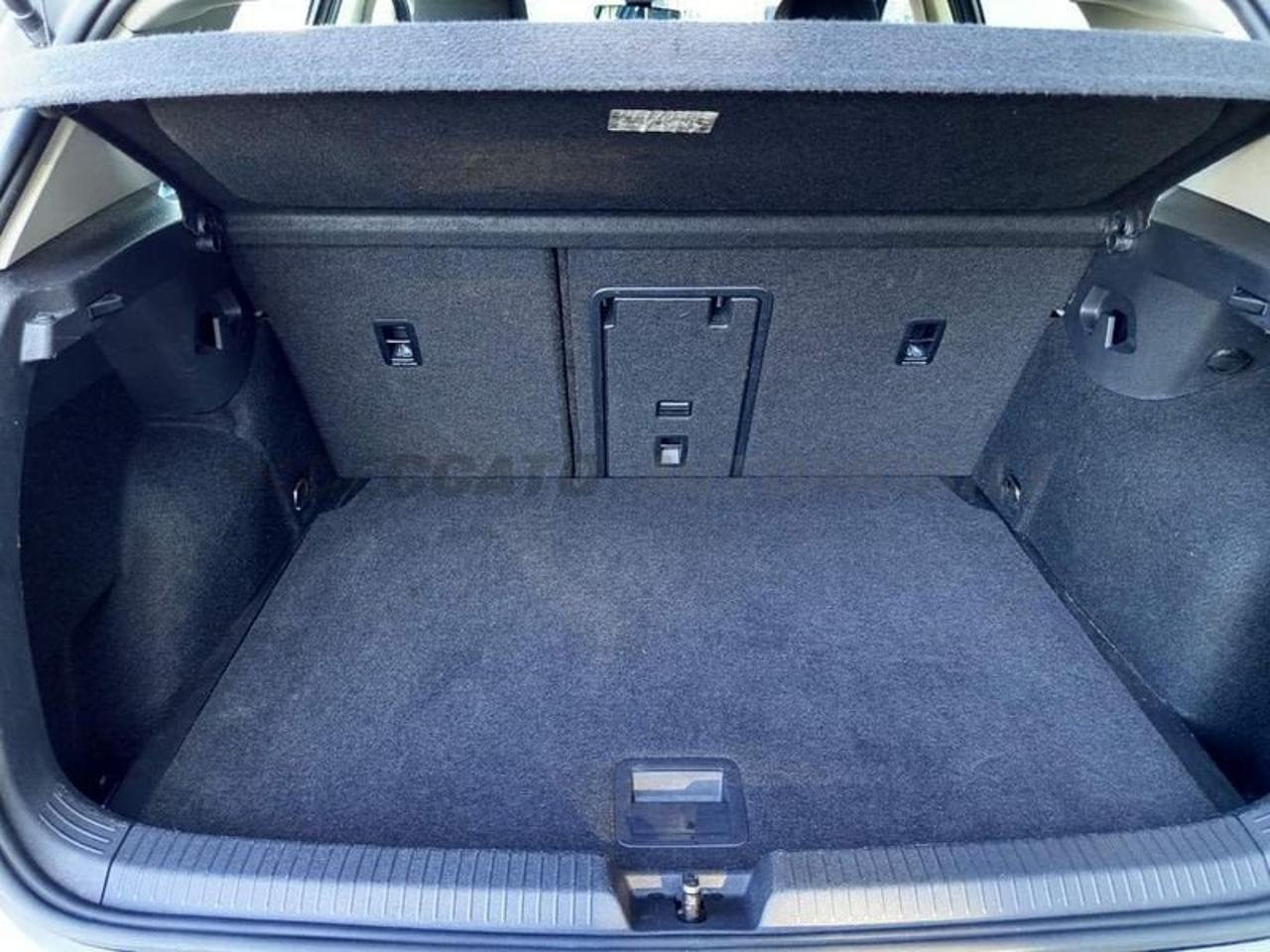 Volkswagen Volkswagen Golf usata, con Isofix