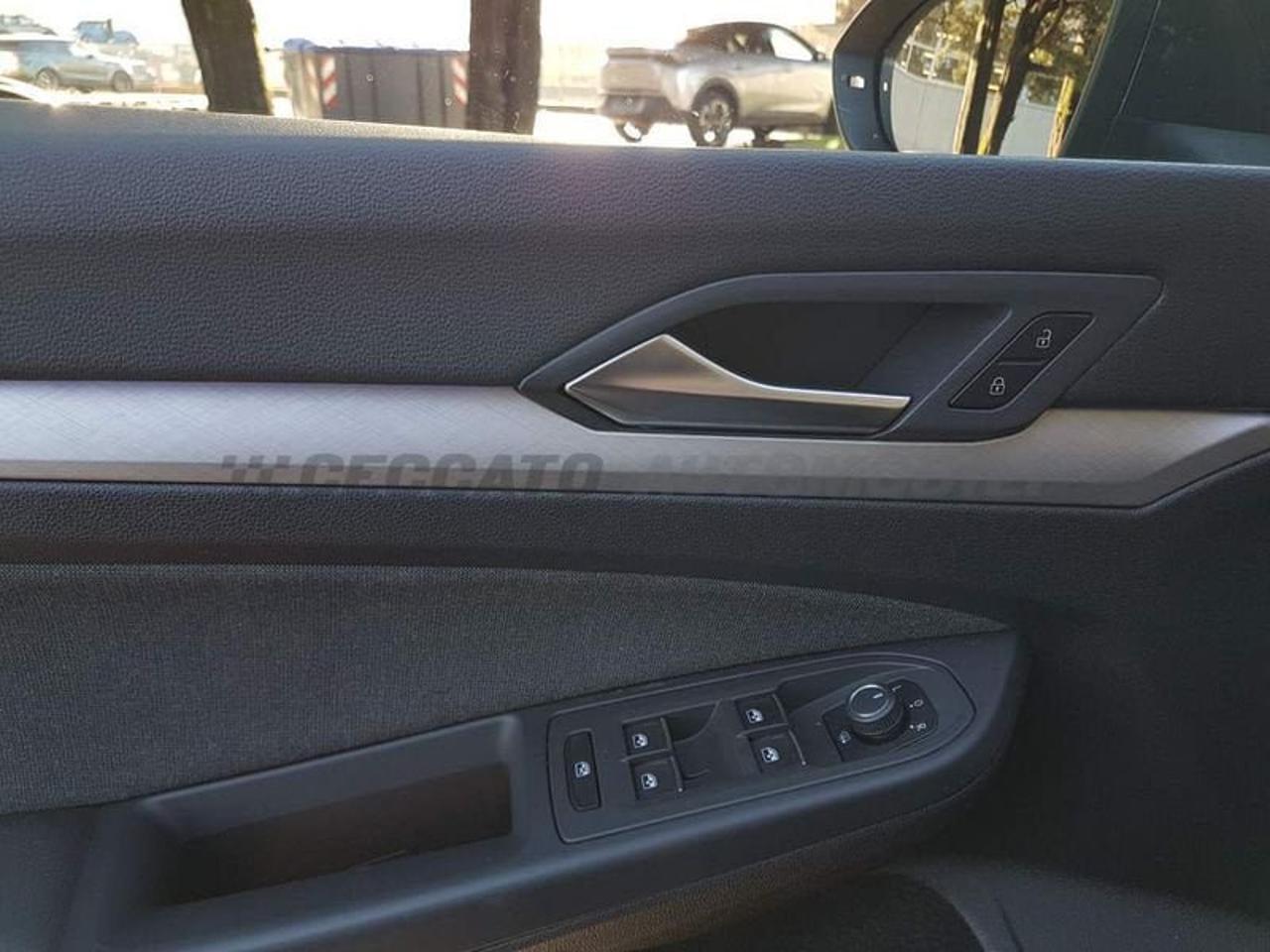 Volkswagen Volkswagen Golf usata, con Caricabatterie di bordo da 22 kW