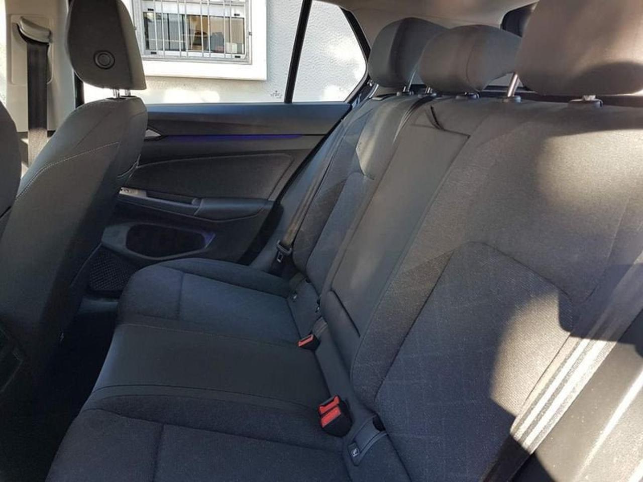 Volkswagen Volkswagen Golf usata, con Caricabatterie di bordo da 7,4 kW