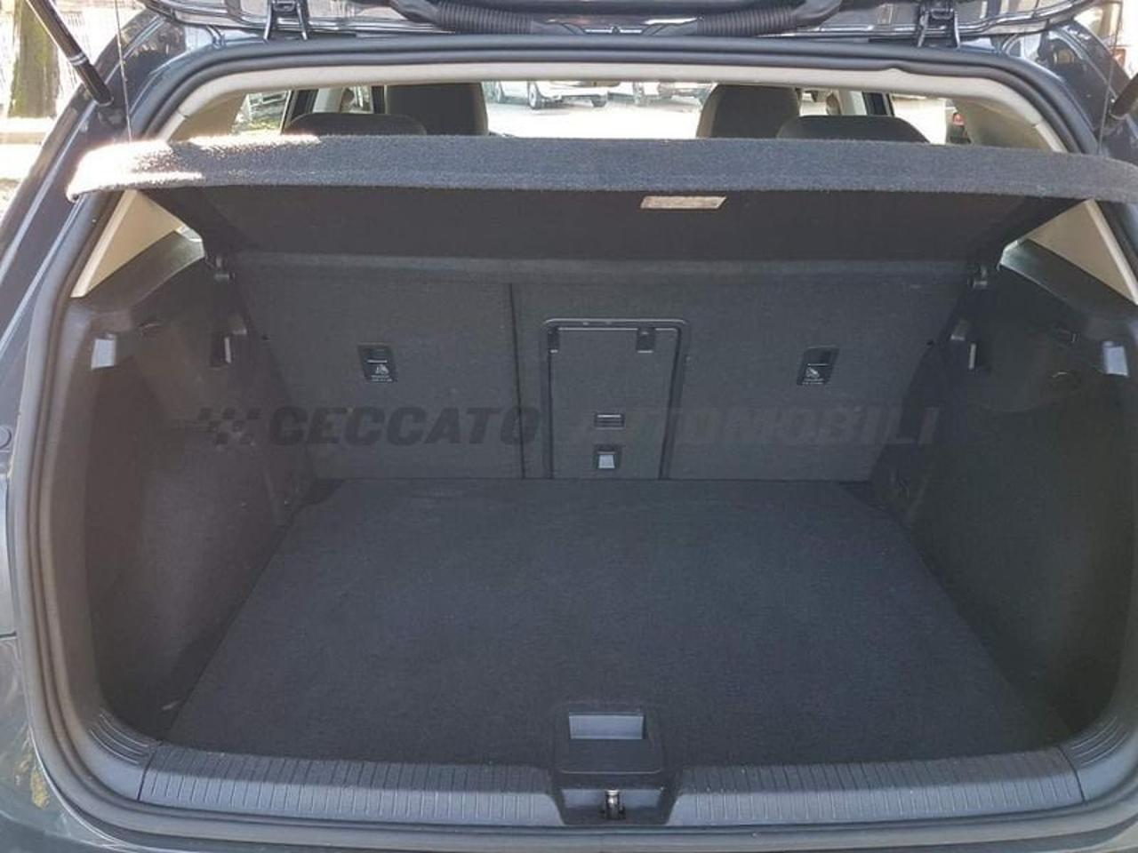 Volkswagen Volkswagen Golf usata, con Climatizzatore