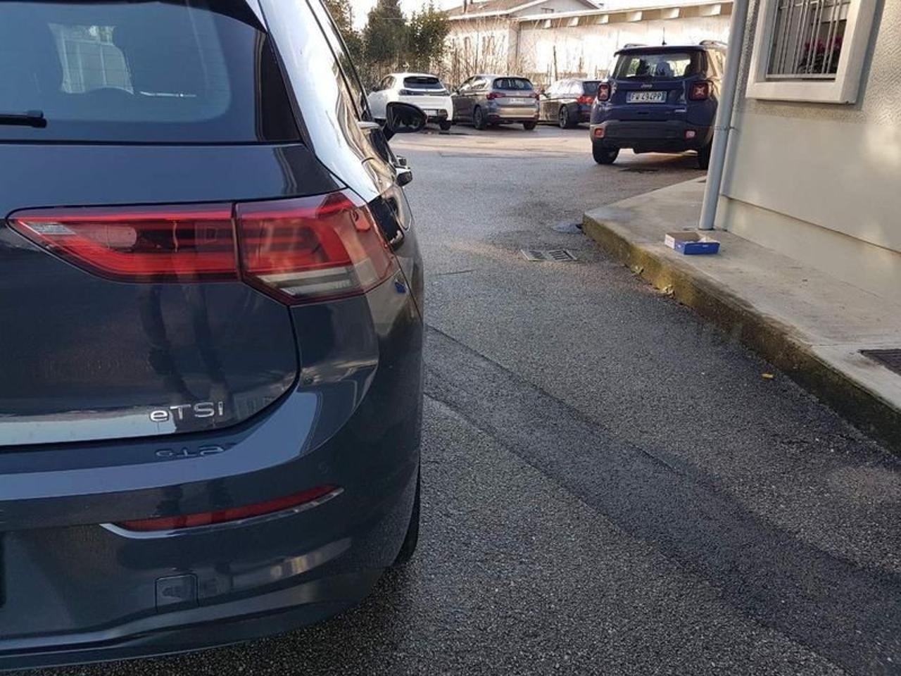 Volkswagen Volkswagen Golf usata, con Portapacchi