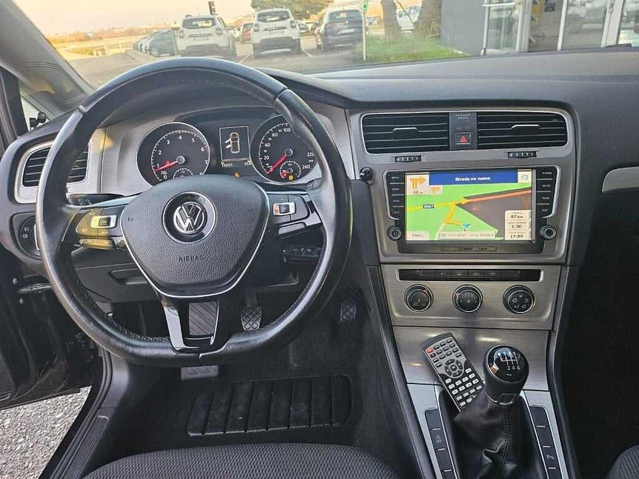 Volkswagen Volkswagen Golf usata 1