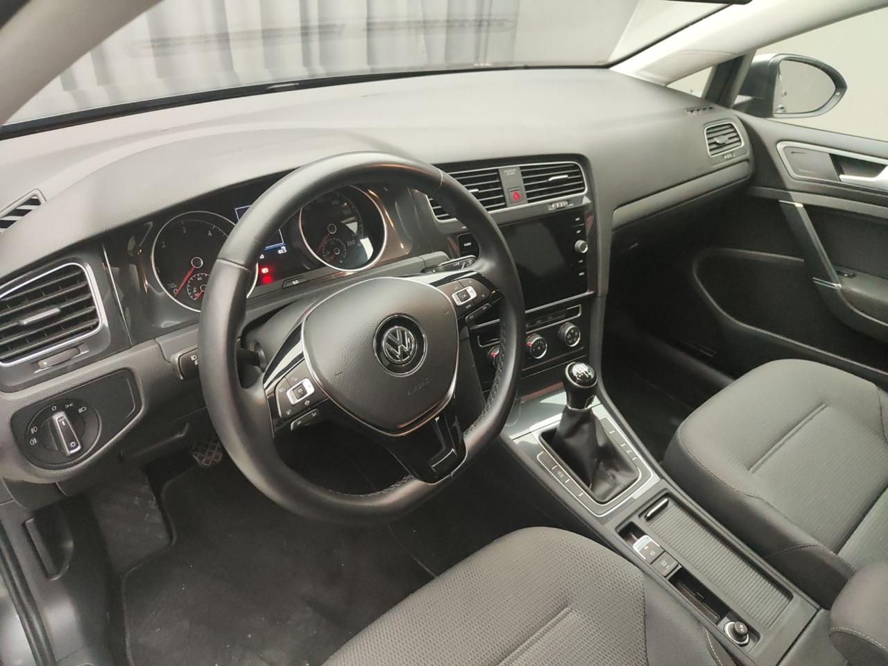 Volkswagen Volkswagen Golf usata 1