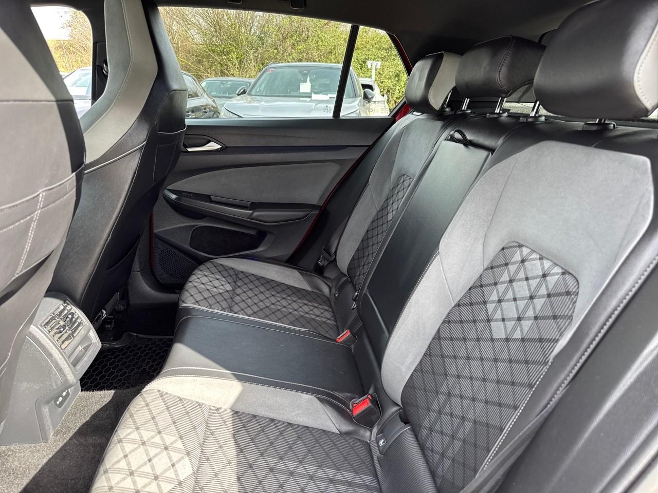 Volkswagen Volkswagen Golf usata, con Climatizzatore