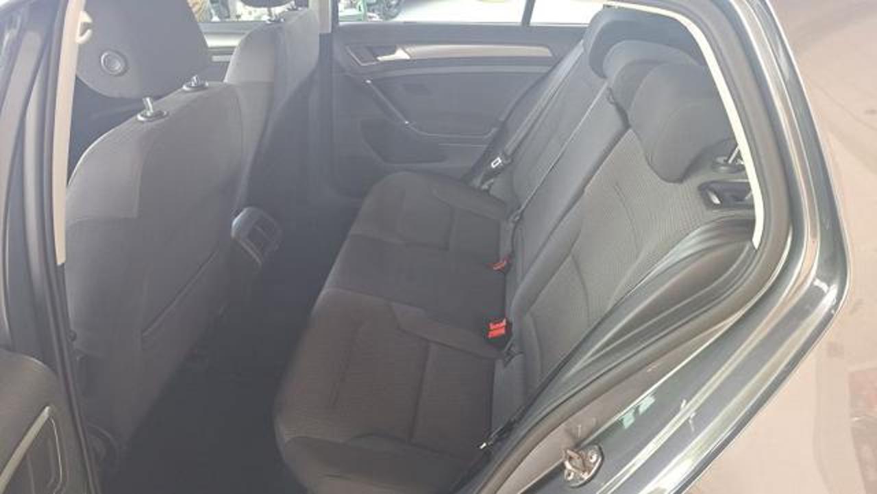 Volkswagen Volkswagen Golf usata 5