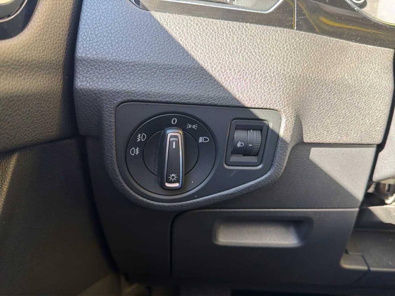 Volkswagen Volkswagen Golf usata 16