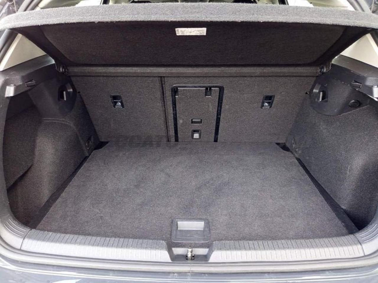 Volkswagen Volkswagen Golf usata 6