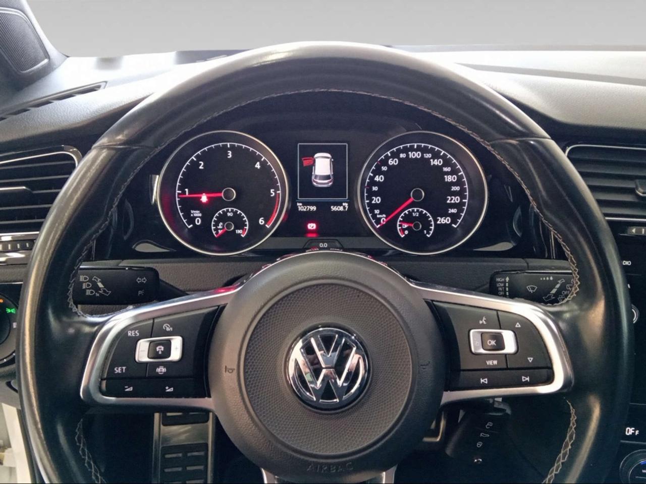 Volkswagen Volkswagen Golf usata 1