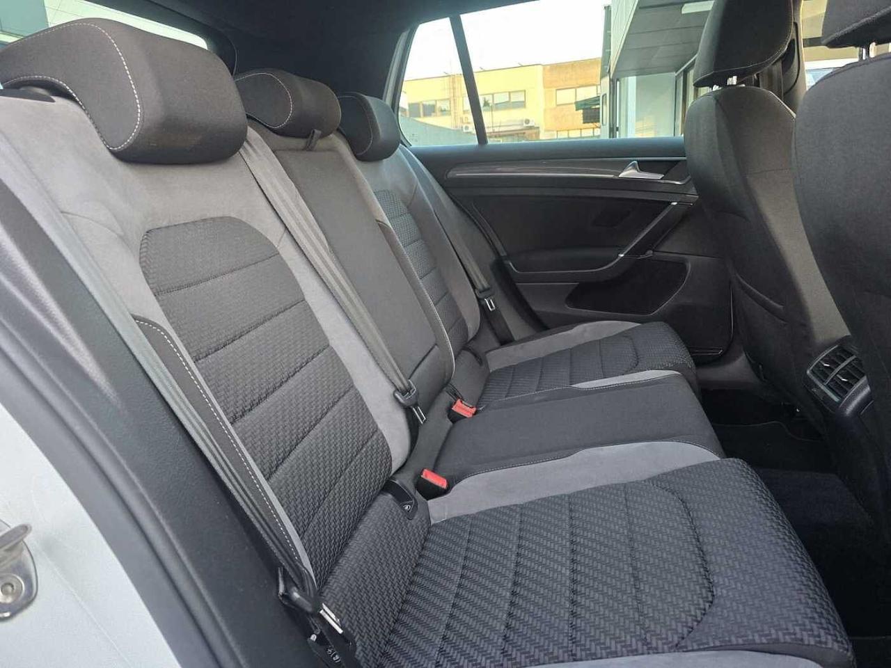 Volkswagen Volkswagen Golf usata 4