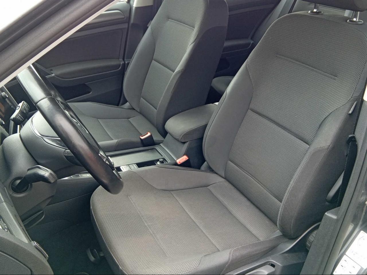 Volkswagen Volkswagen Golf usata 1
