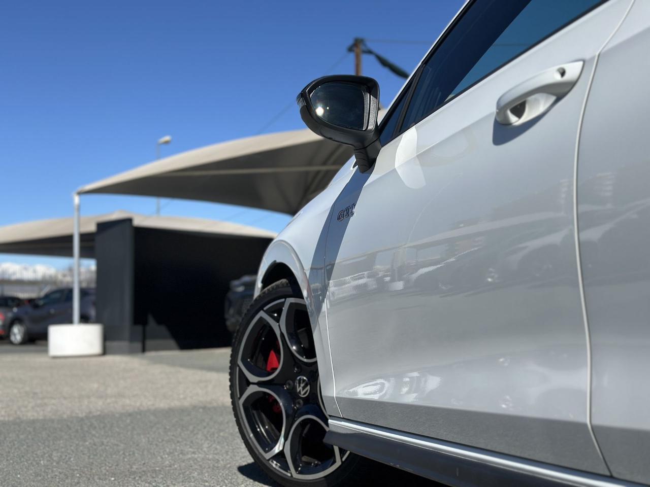 Volkswagen Volkswagen Golf usata, con GPS